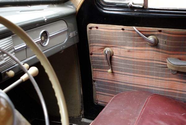 FORD VEDETTE a vendre 1950 2 4 ford vedette FORD VEDETTE a vendre 1950
