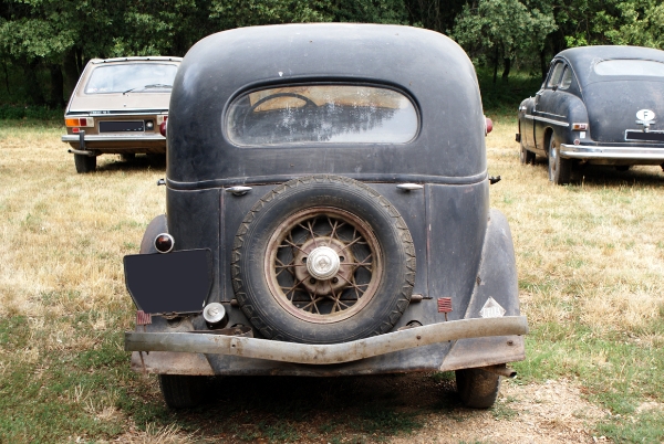 celta 4 1 5 A Vendre : RENAULT CELTA 4 1935