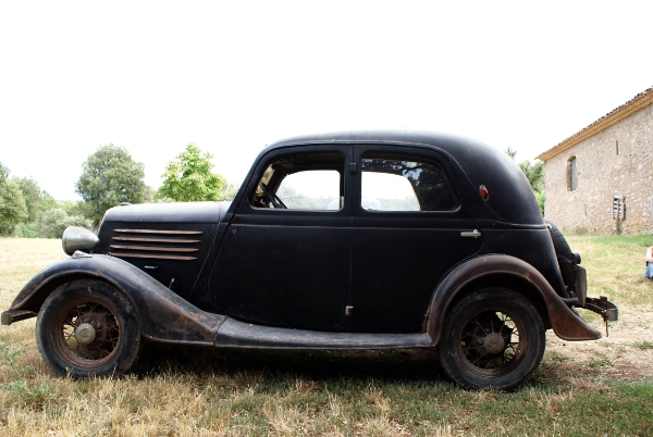 celta 4 1 8 A Vendre : RENAULT CELTA 4 1935
